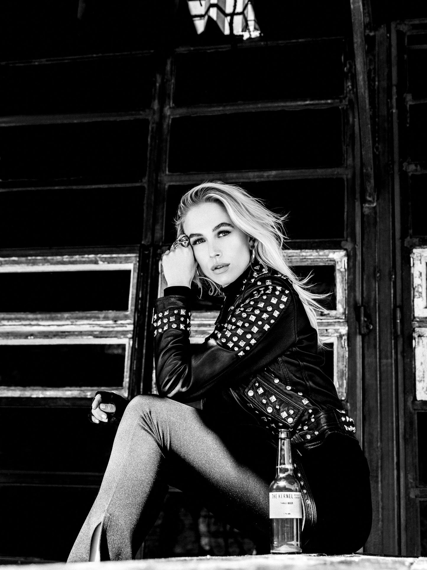 A BLONDE IN LONDON No08